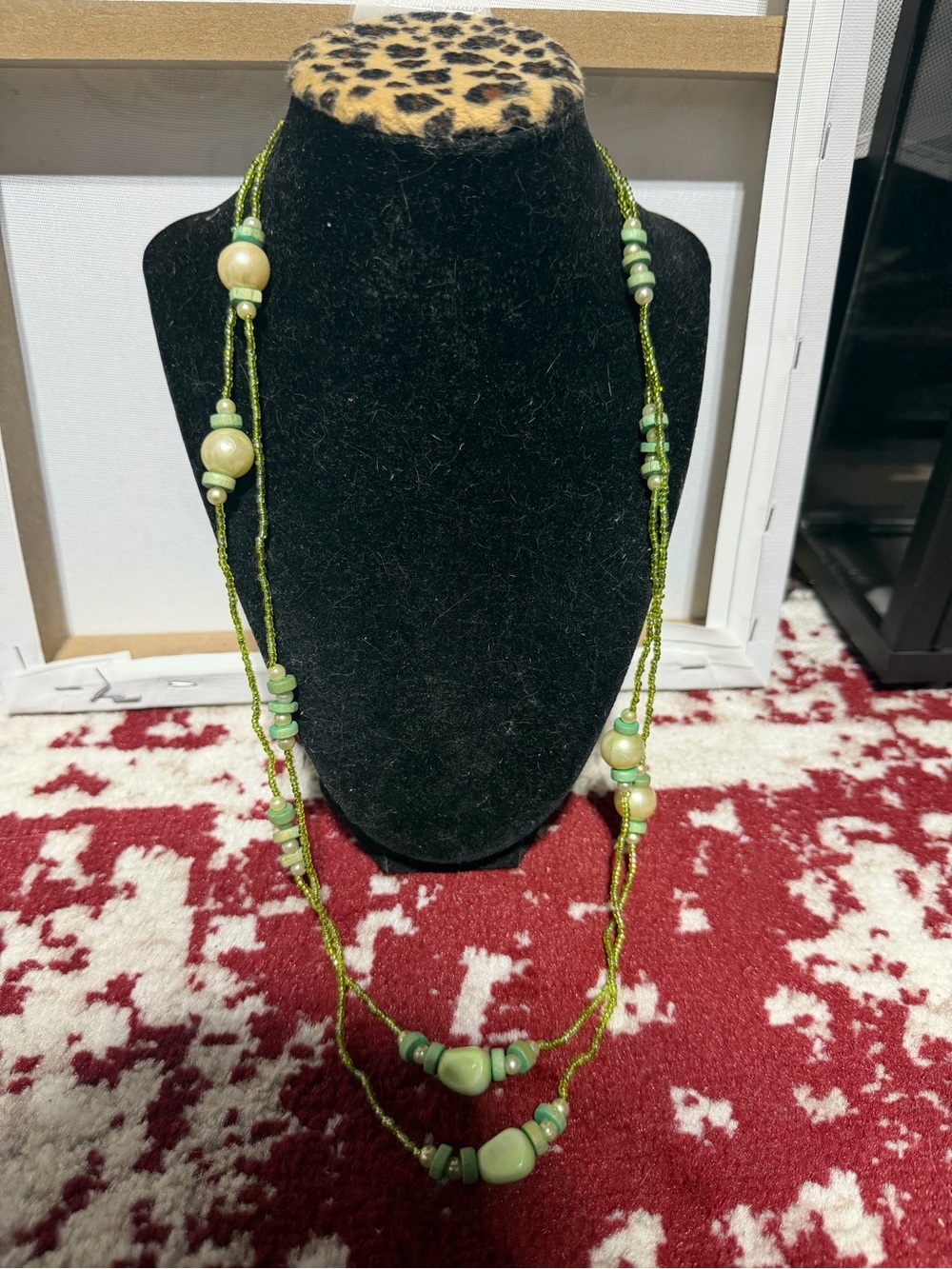 NWT Green Seed and Chunky Faux Pearl Single Strand Necklace Statement